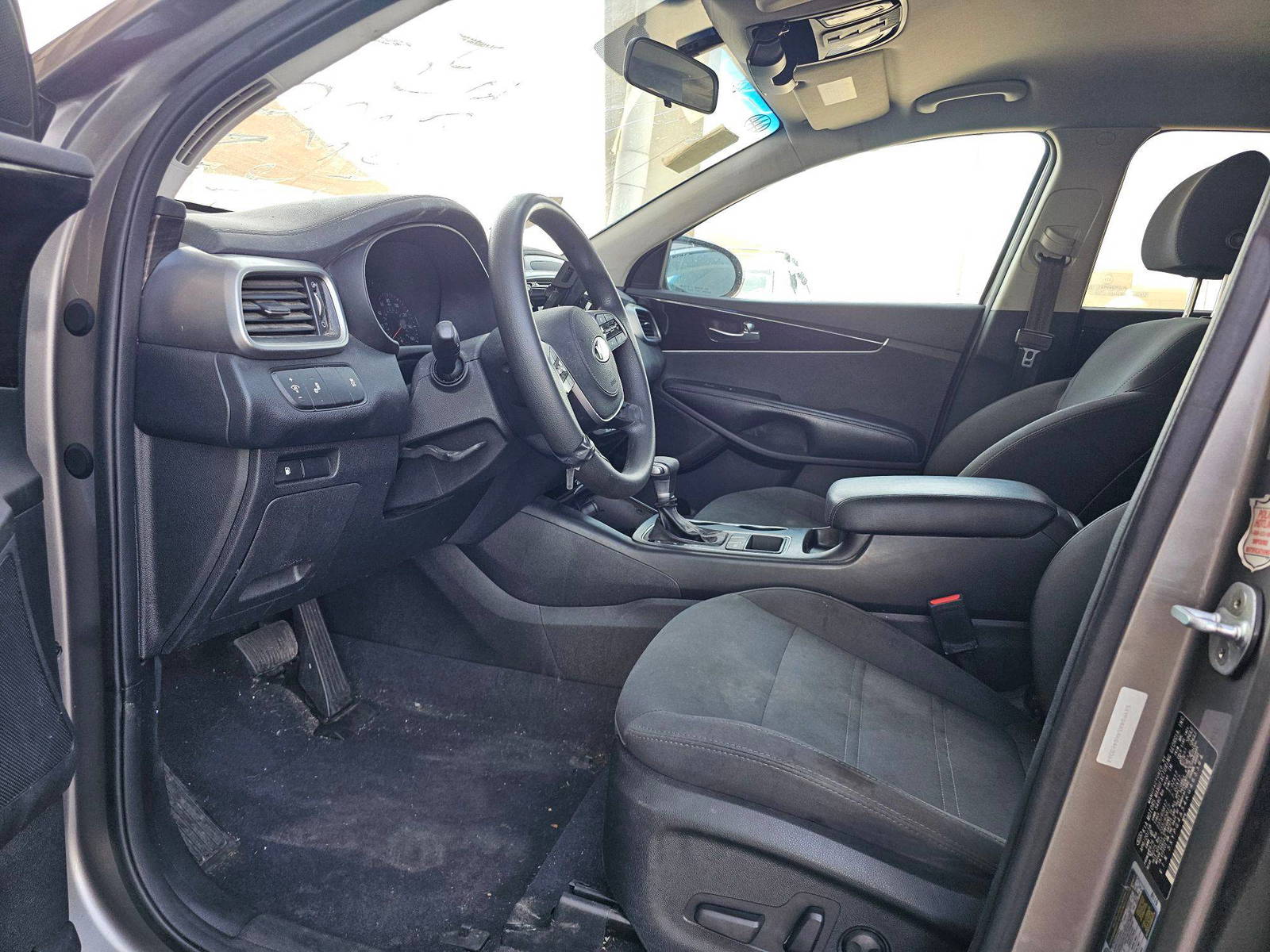 KIA SORENTO 2019 - Marhaba Auction Used Cars - Image 8