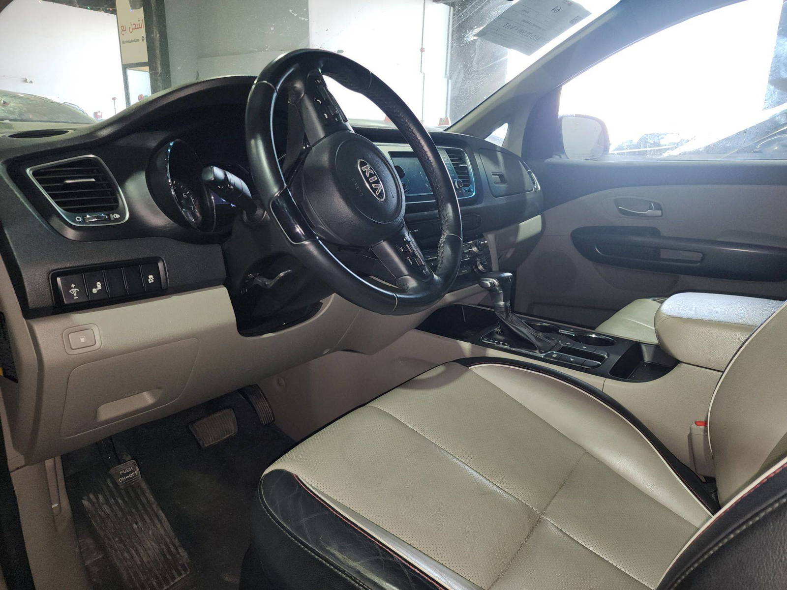 2019 KIA SEDONA — 90240 Miles — Lot 43003836 — Main - Marhaba Auctions Used Cars - Image 10