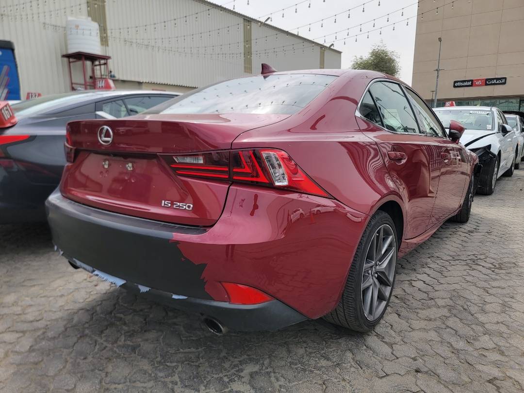 2014 LEXUS IS 250 — 156128 Miles — Lot E5002037 — Souq - Marhaba Auctions Used Cars - Image 3