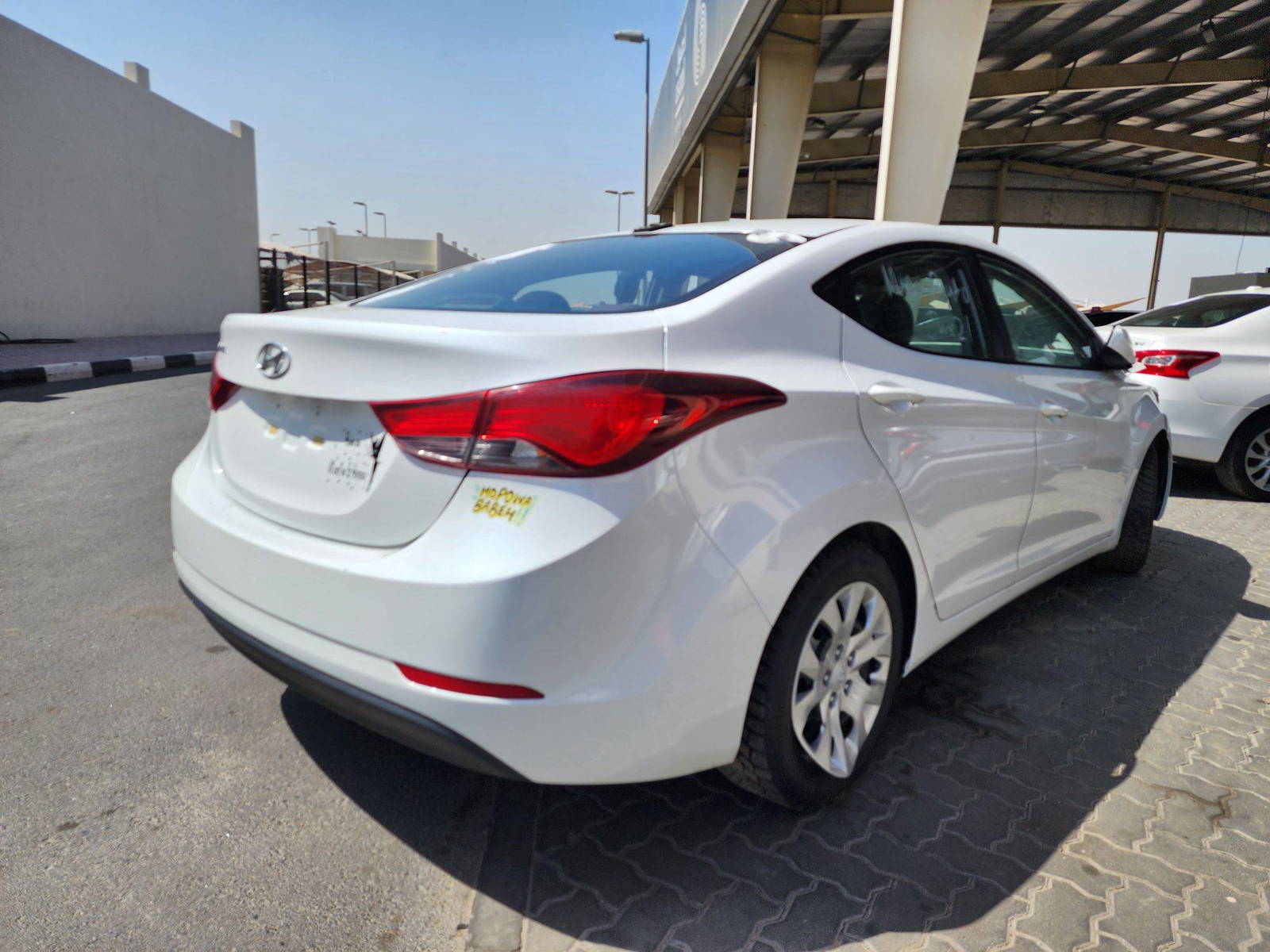 2016 HYUNDAI ELANTRA — 177530 KM — Lot 36790012 — Souq - Marhaba Auctions Used Cars - Image 3