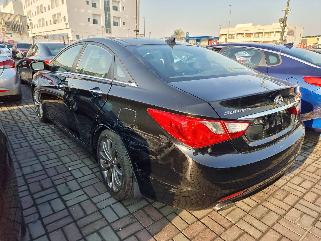2012 HYUNDAI SONATA — 157510 Miles — Lot 393297 — Ind. 12 - Marhaba Auctions Used Cars - Image 4