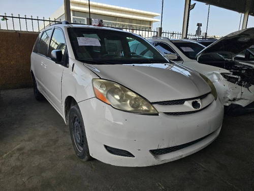2008 TOYOTA SIENNA for sale at Marhaba Auctions