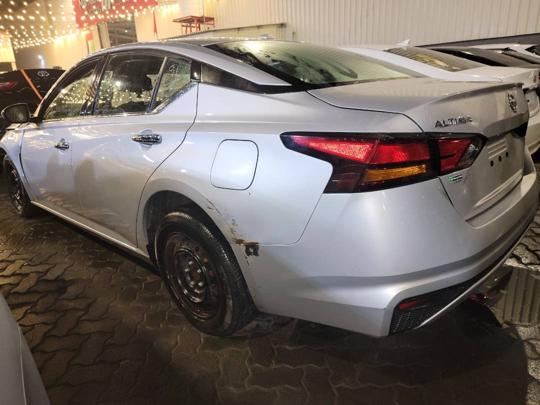 2020 NISSAN ALTIMA — 90317 Miles — Lot LC159433 - Marhaba Auctions Used Cars - Image 3