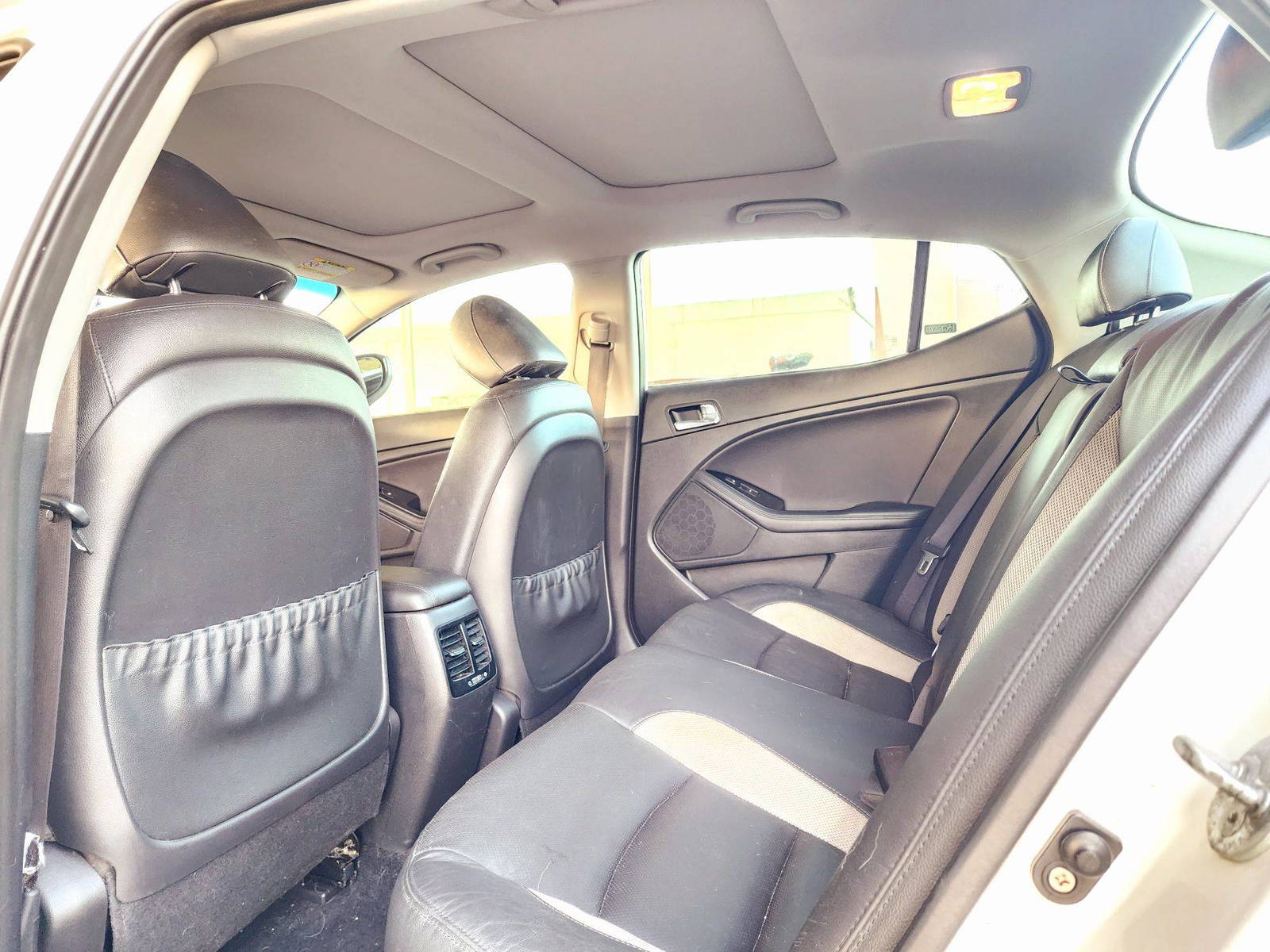 2014 KIA OPTIMA — 289047 KM — Lot 76877334 — Souq - Marhaba Auctions Used Cars - Image 6