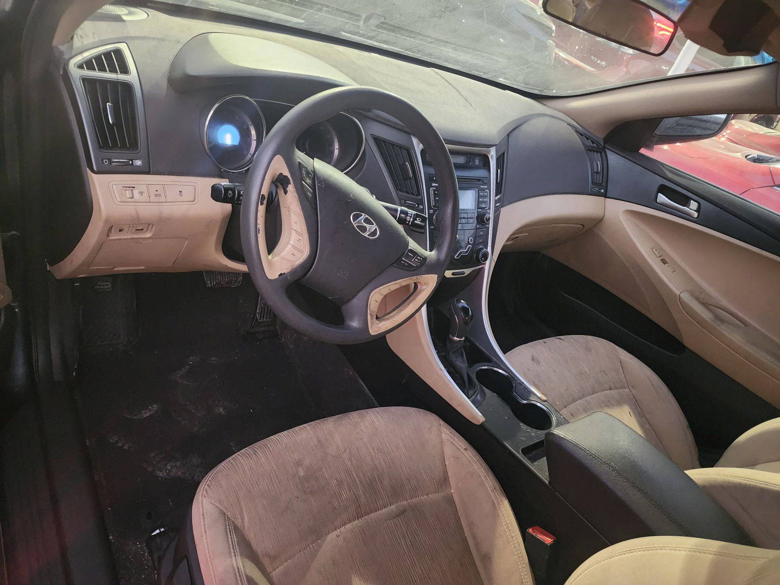 2011 HYUNDAI SONATA — 225729 Miles — Lot 72825083 - Marhaba Auctions Used Cars - Image 4