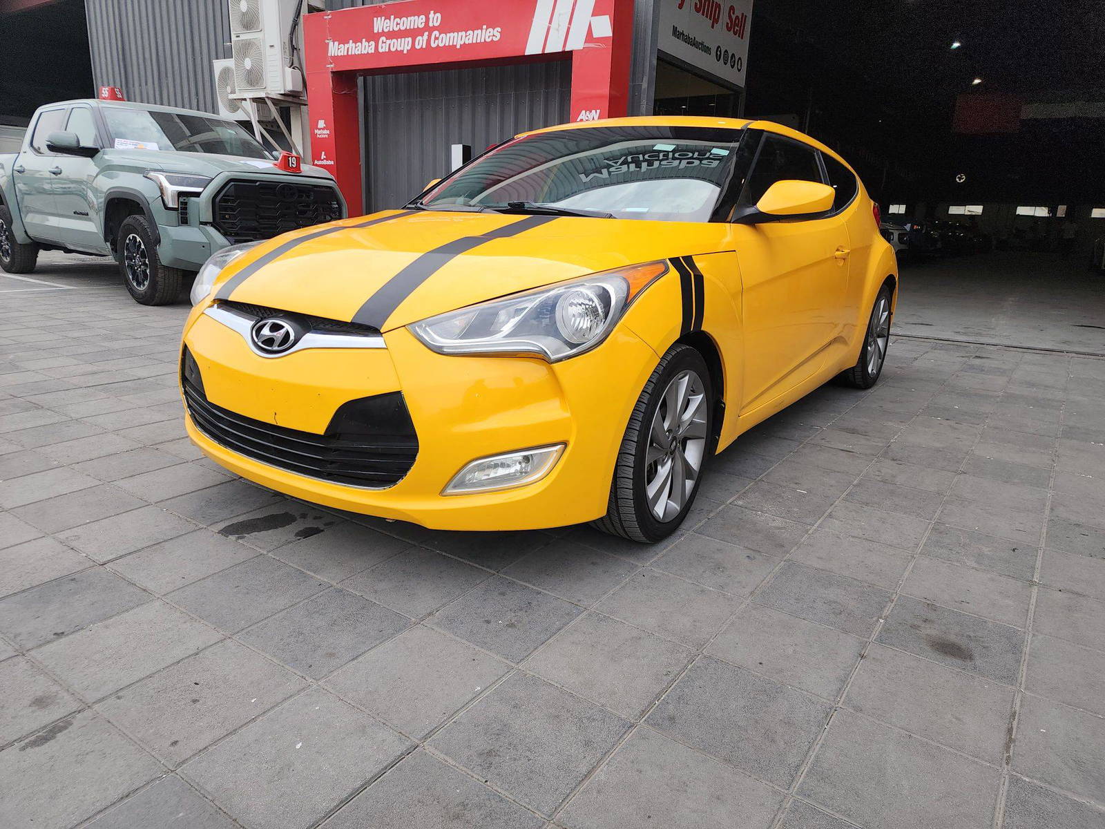 2017 HYUNDAI VELOSTER — 156850 Miles — Lot 308324 — Al Quoz - Marhaba Auctions Used Cars - Image 4