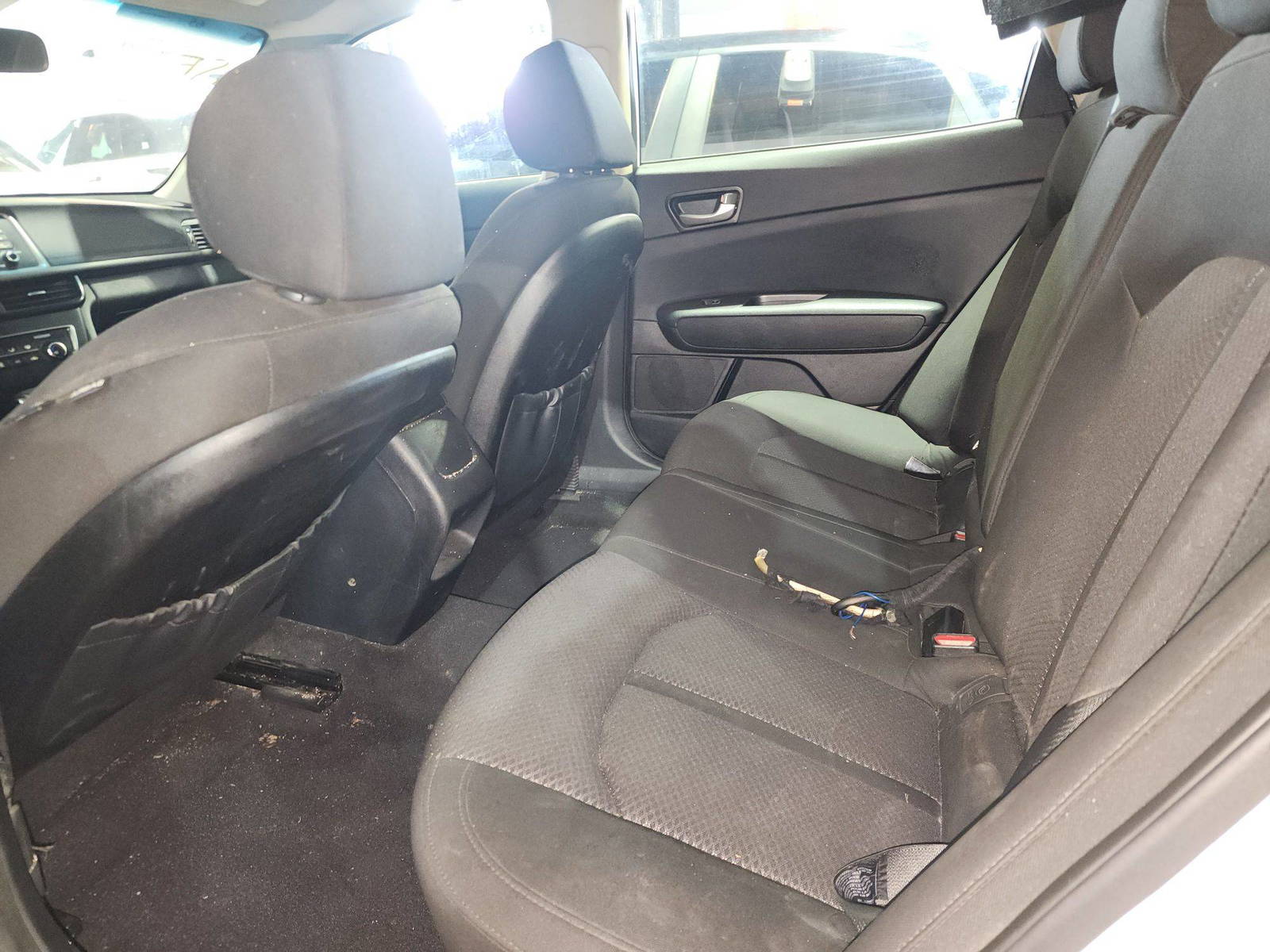 2016 KIA OPTIMA — 174180 Miles — Lot GG002408 — Al Quoz - Marhaba Auctions Used Cars - Image 7