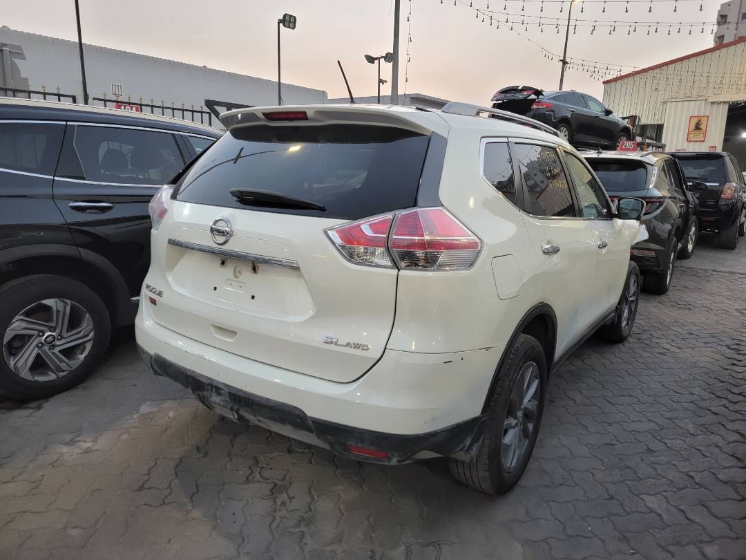 2016 NISSAN ROGUE — 172982 KM — Lot 2MV1GC748242 — Main - Marhaba Auctions Used Cars - Image 3
