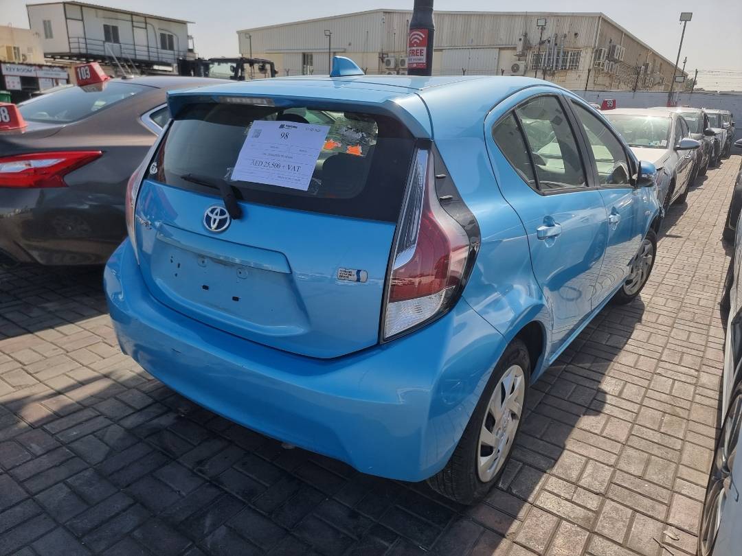 2015 TOYOTA PRIUS C — 194732 Miles — Lot 1101044 — Main - Marhaba Auctions Used Cars - Image 3
