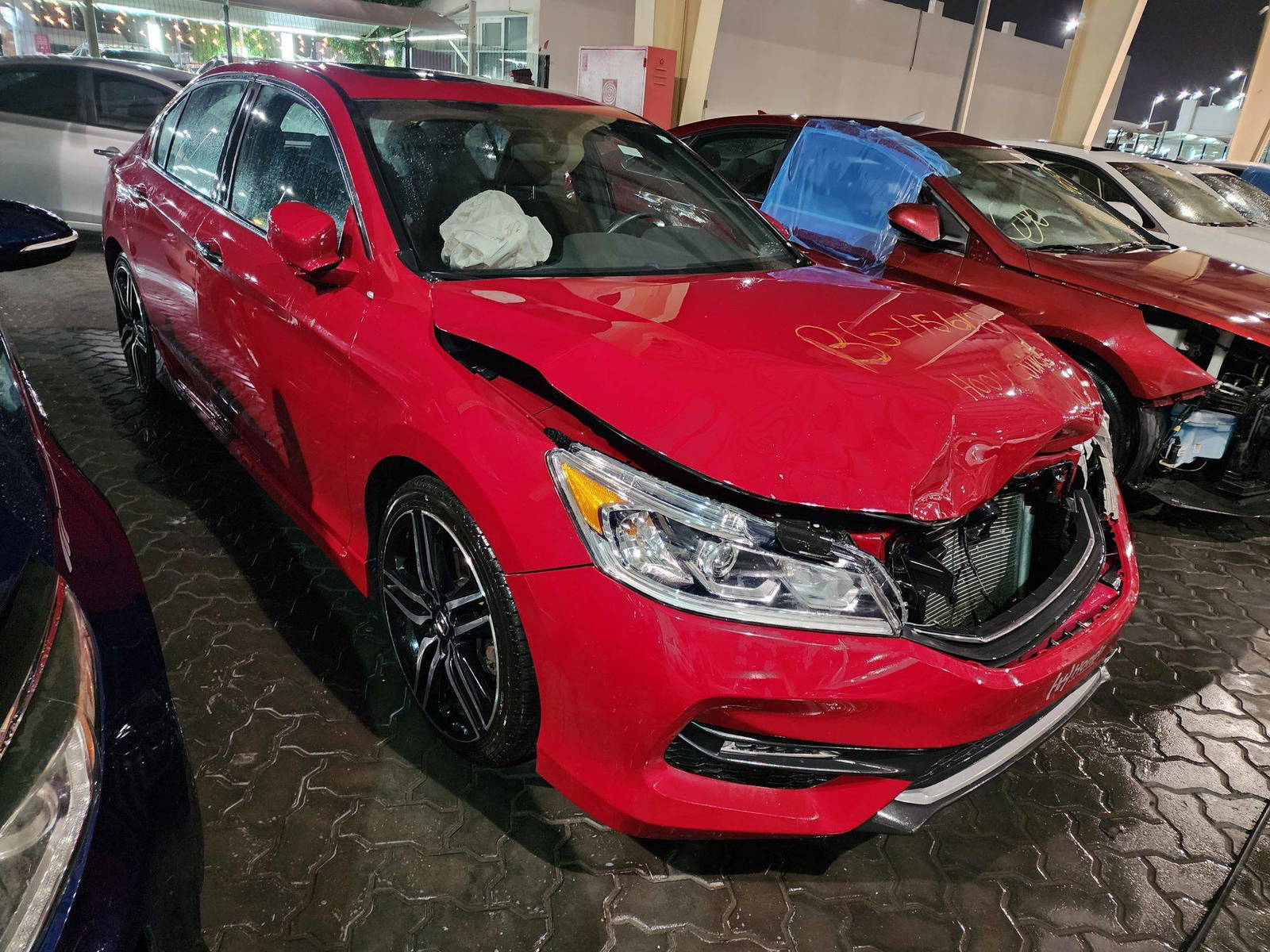 2017 HONDA ACCORD — 160543 KM — Lot 811873 - Marhaba Auctions Used Cars - Image 6