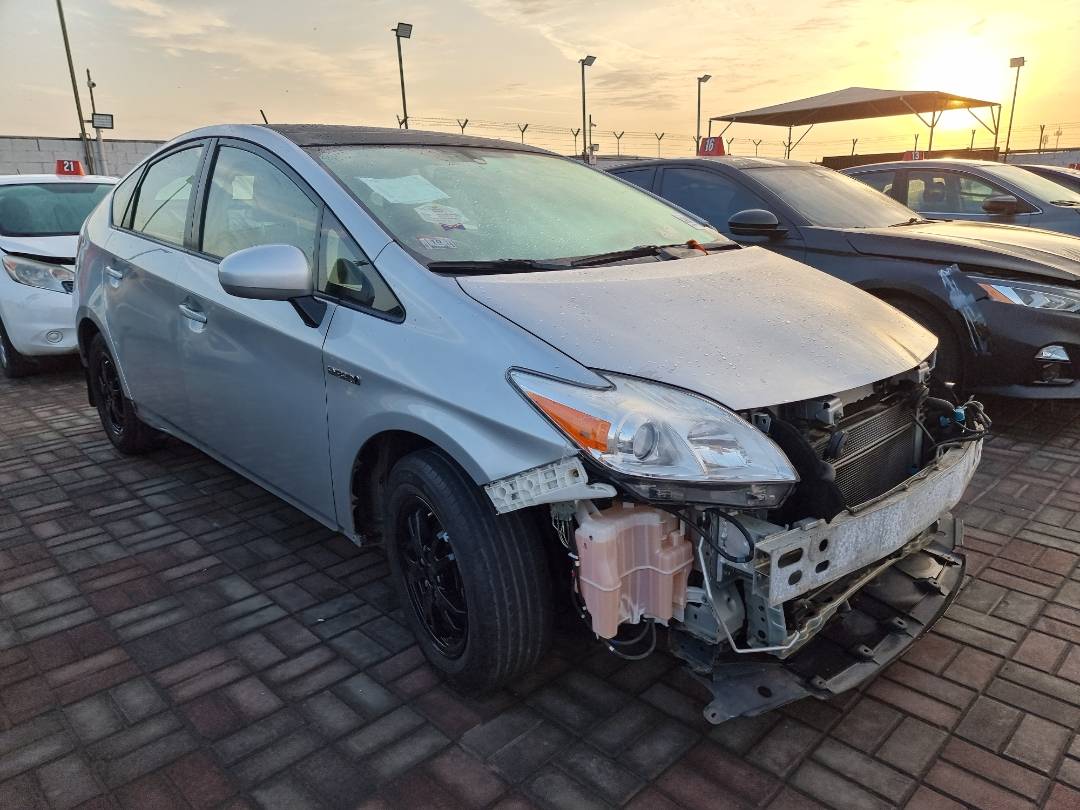 2013 TOYOTA PRIUS — 253042 Miles — Lot 78874994 — Ind. 12 - Marhaba Auctions Used Cars - Image 5