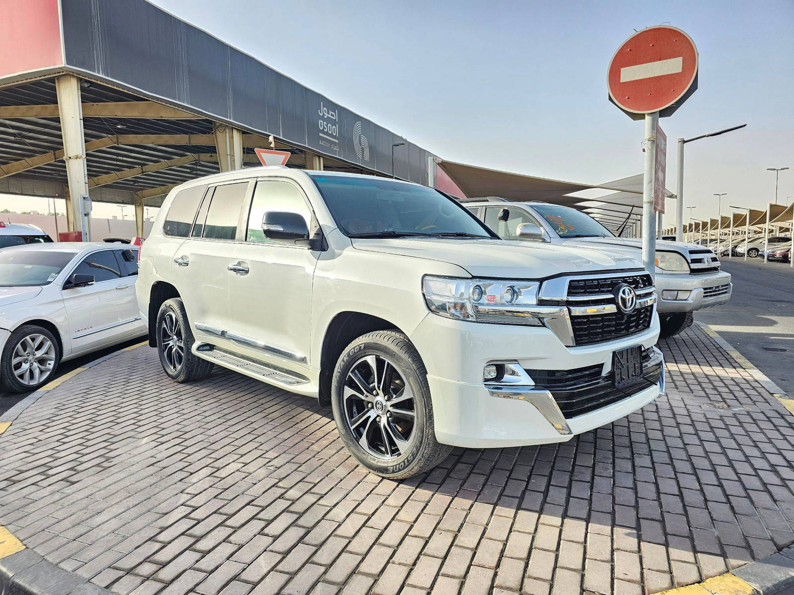 TOYOTA LAND CRUISER 2012 - Marhaba Auction Used Cars - Image 5