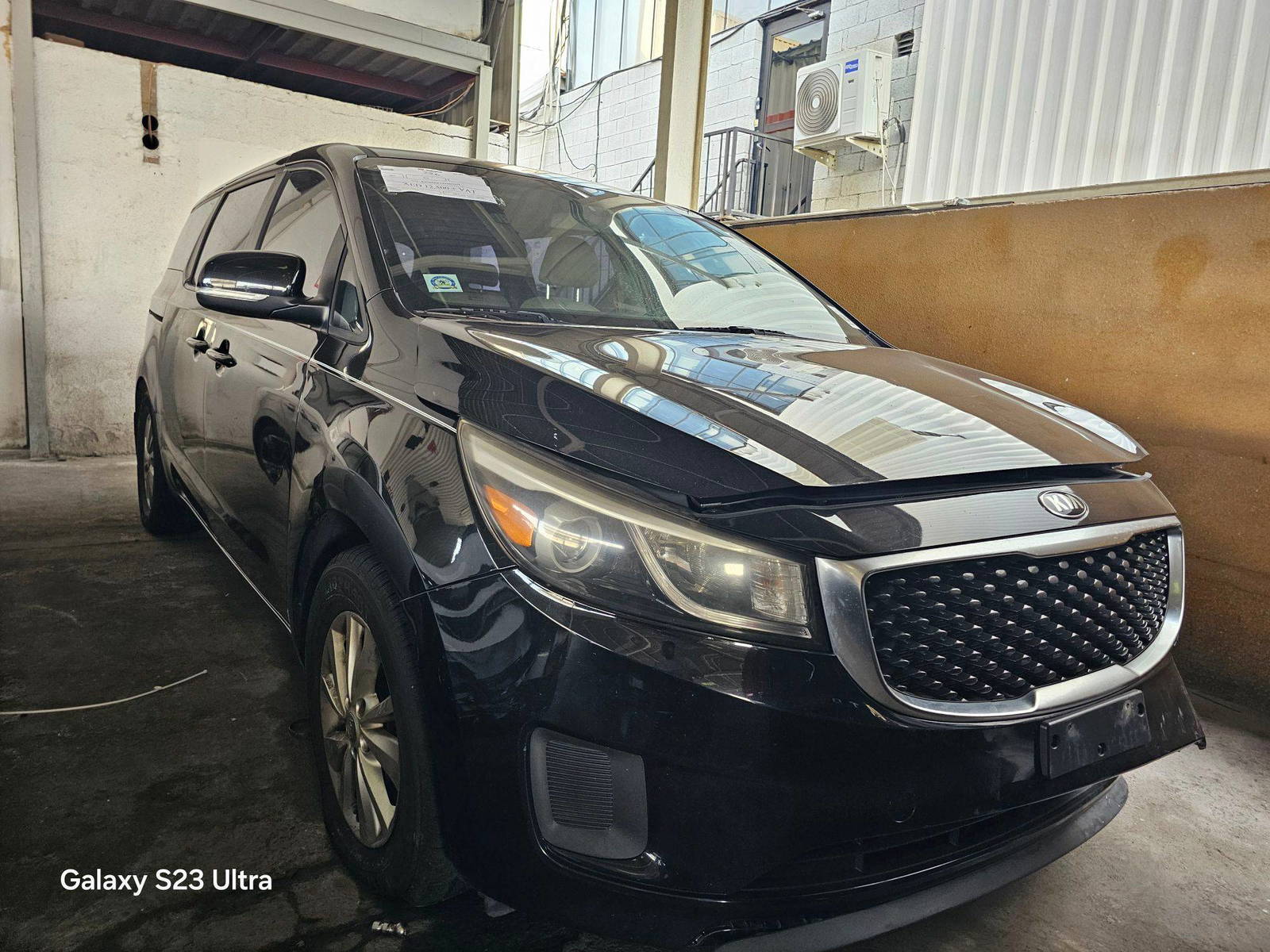 2015 KIA SEDONA — 136147 Miles — Lot 43295012 — Main - Marhaba Auctions Used Cars - Image 3