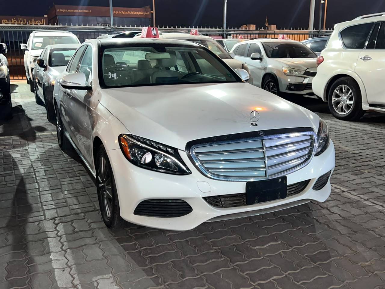 MERCEDES BENZ C300 2015 view 2