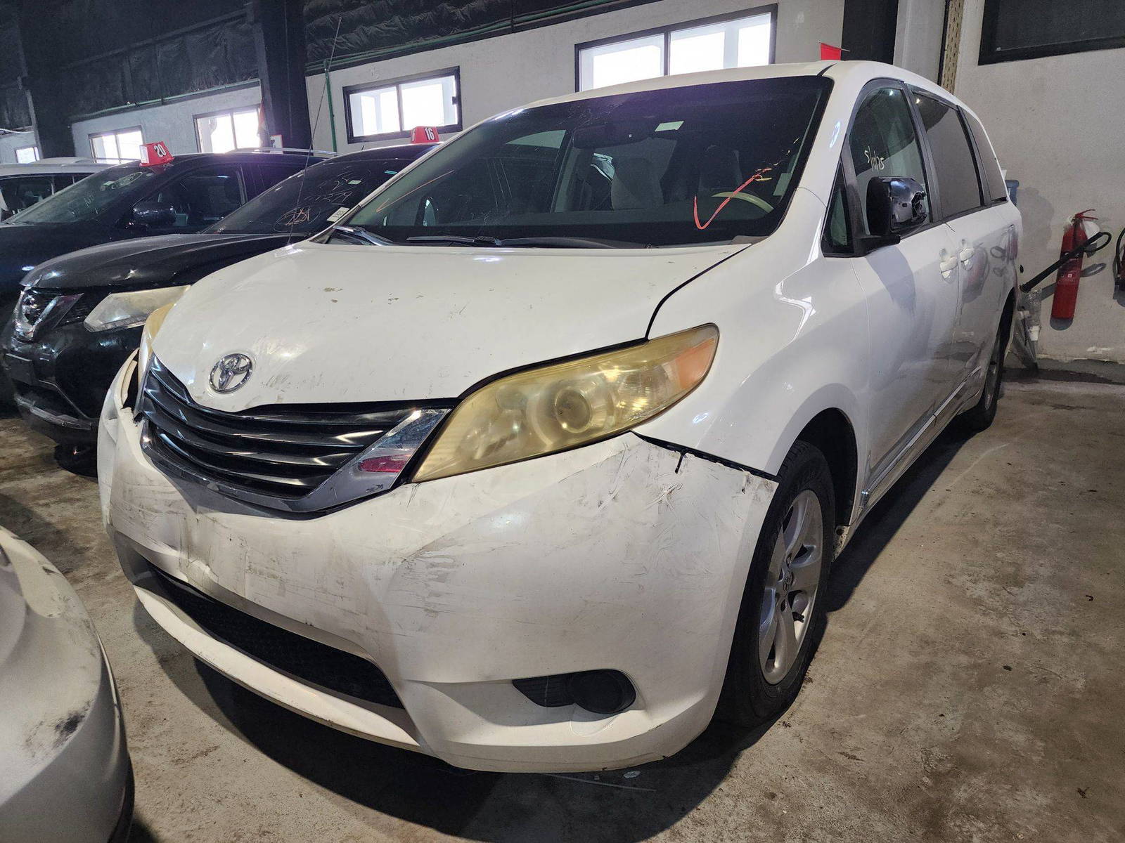 2012 TOYOTA SIENNA — 184656 Miles — Lot 246447 — Al Quoz - Marhaba Auctions Used Cars - Image 3