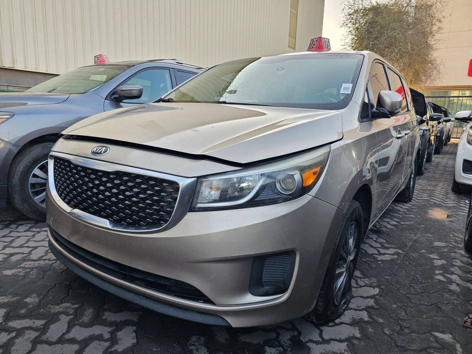 KIA SEDONA 2016 - Marhaba Auction Used Cars - Image 5
