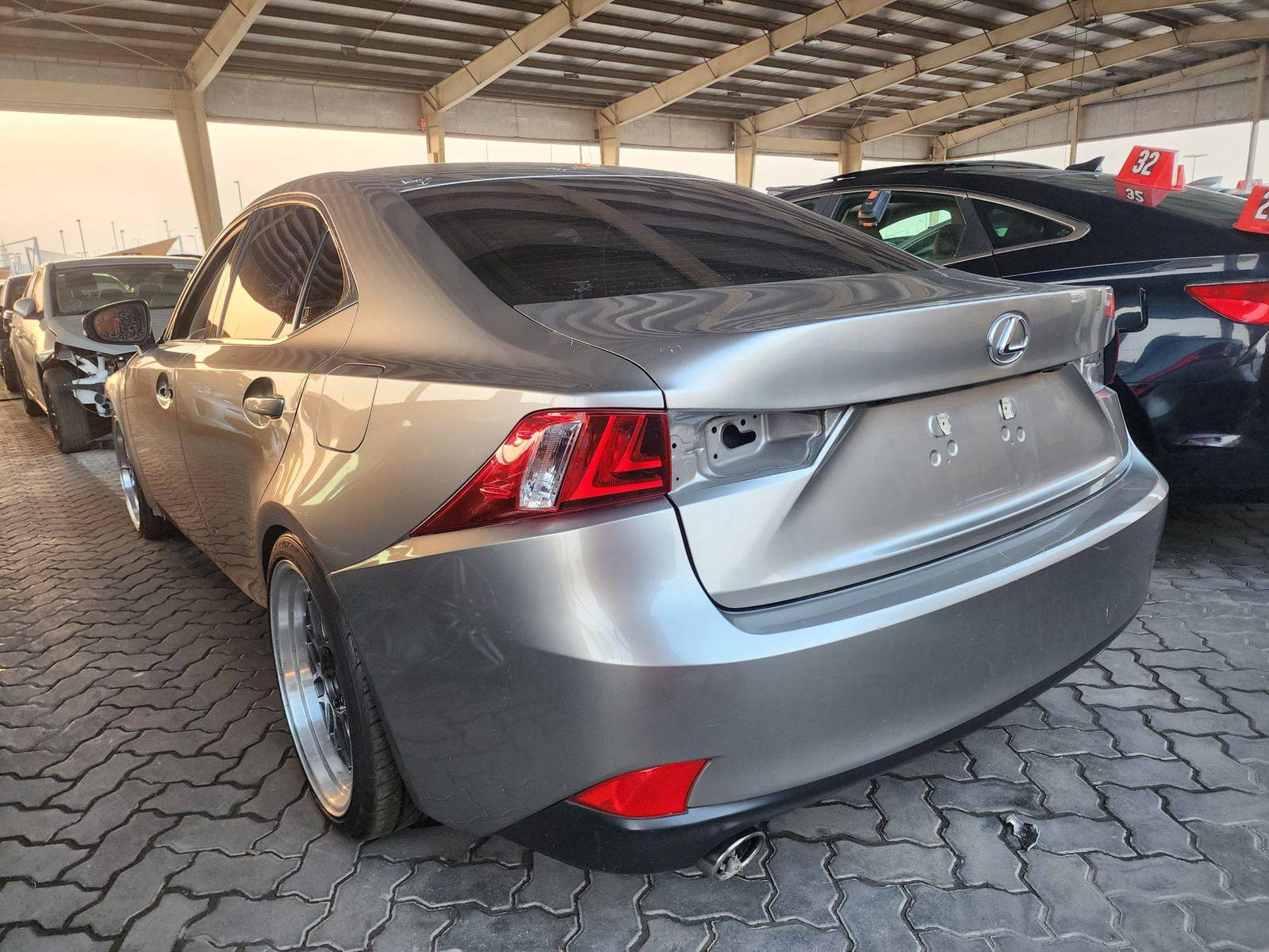 2014 LEXUS IS 250 — 118324 Miles — Lot 23294 — Souq - Marhaba Auctions Used Cars - Image 3