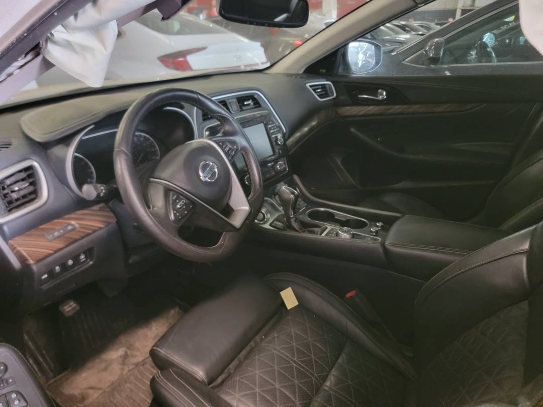 2017 NISSAN MAXIMA — 126345 Miles — Lot 385648 — Main - Marhaba Auctions Used Cars - Image 6