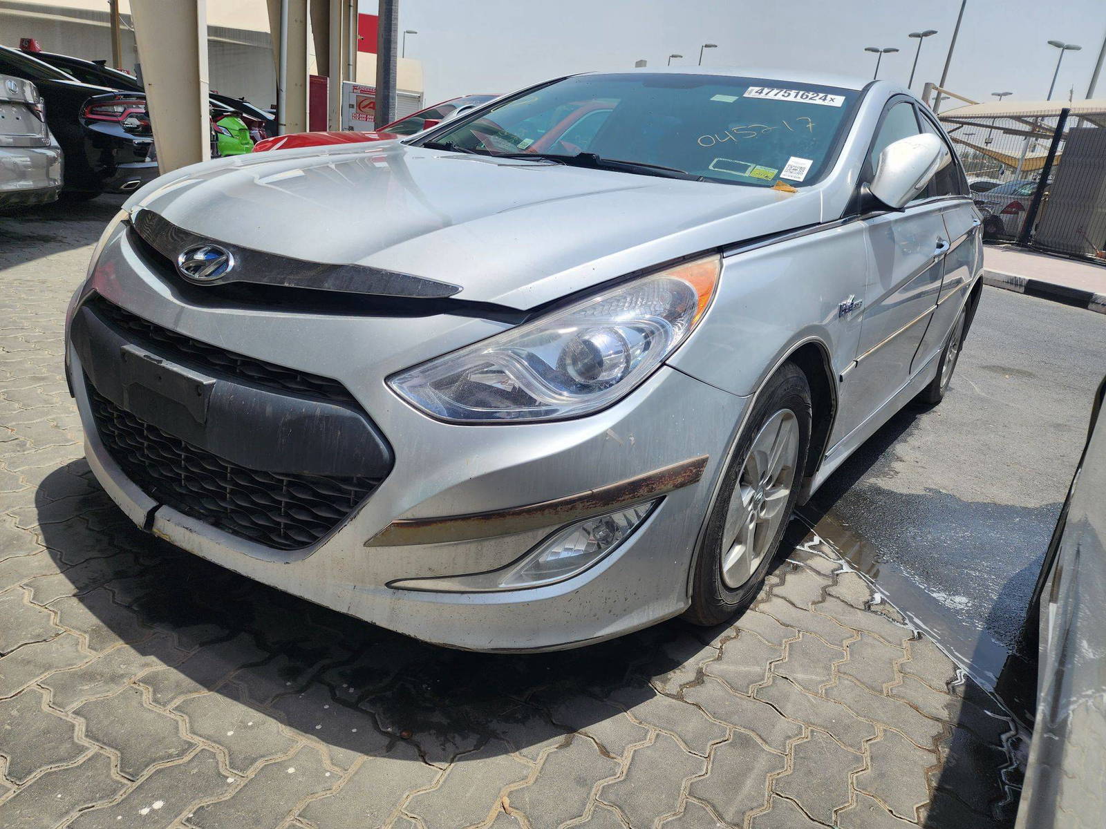 2012 HYUNDAI SONATA — 175772 Miles — Lot 47751624 — Souq - Marhaba Auctions Used Cars - Image 5