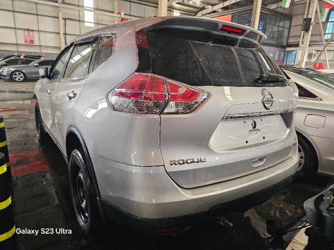 2014 NISSAN ROGUE at Marhaba Auctions