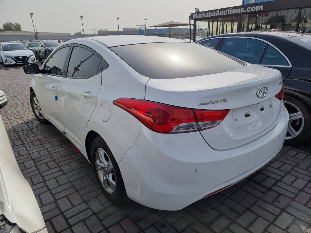 2012 HYUNDAI AVANTE — 135239 KM — Lot 214578 — Main - Marhaba Auctions Used Cars - Image 5