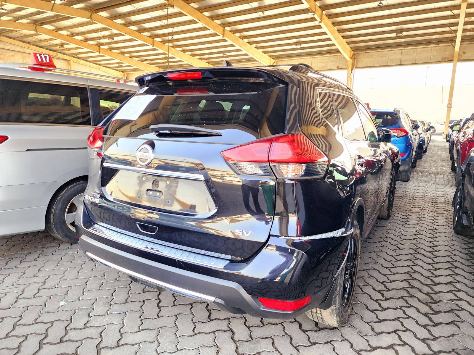 2017 NISSAN ROGUE — 186126 Miles — Lot 41347573 — Souq - Marhaba Auctions Used Cars - Image 3