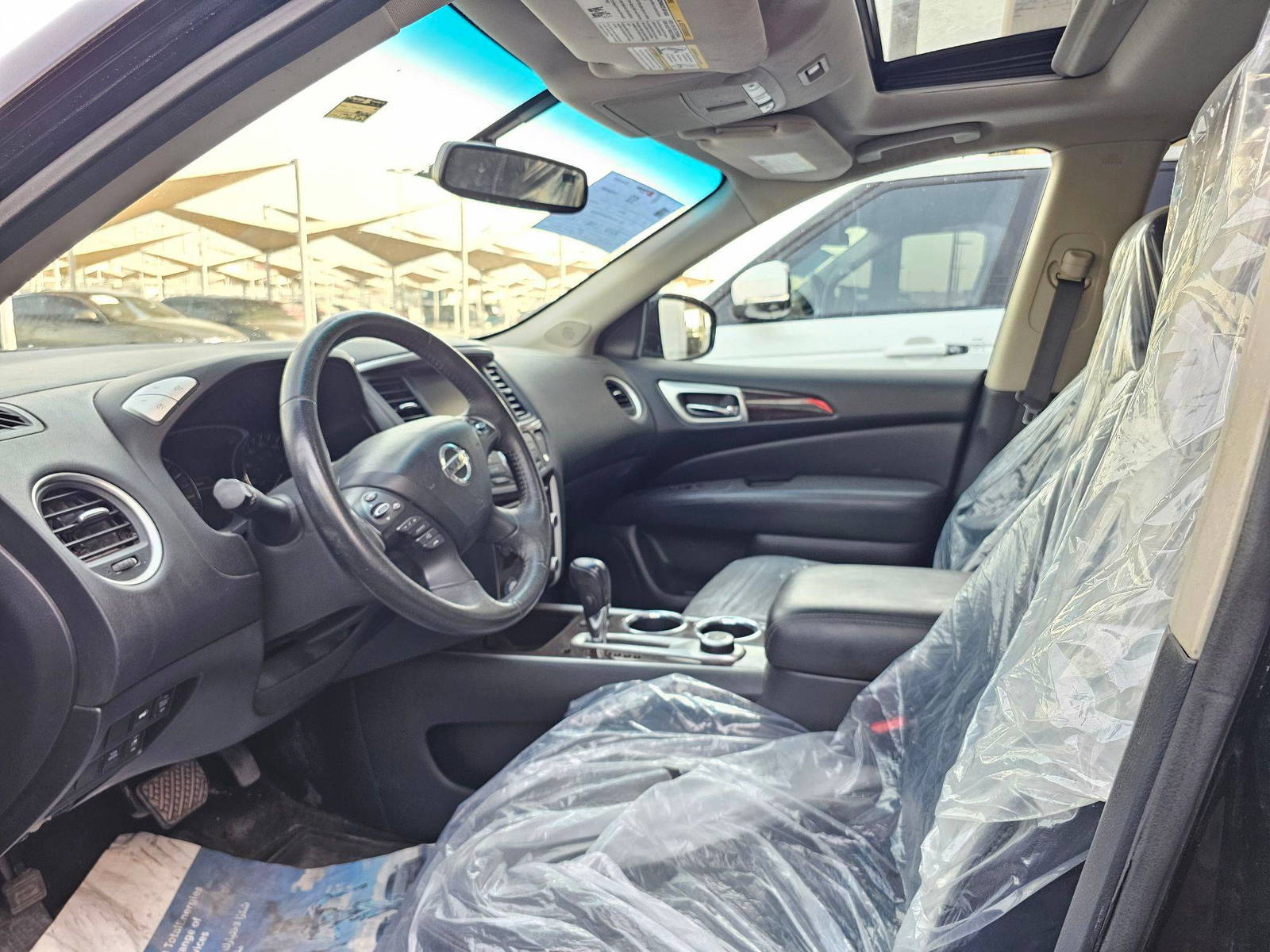 2013 NISSAN PATHFINDER — 174869 Miles — Lot C603888 — Souq - Marhaba Auctions Used Cars - Image 9