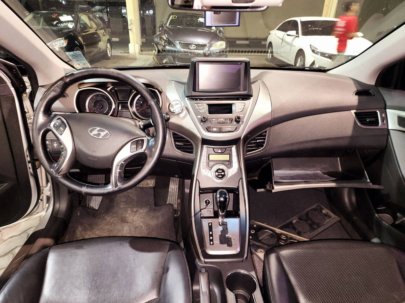 2013 HYUNDAI AVANTE — 156433 KM — Lot 788805 — Souq - Marhaba Auctions Used Cars - Image 7