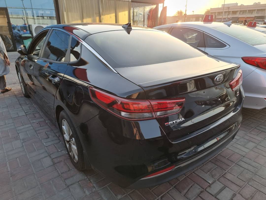 2018 KIA OPTIMA — 156167 Miles — Lot 214578 — Ind. 12 - Marhaba Auctions Used Cars - Image 4