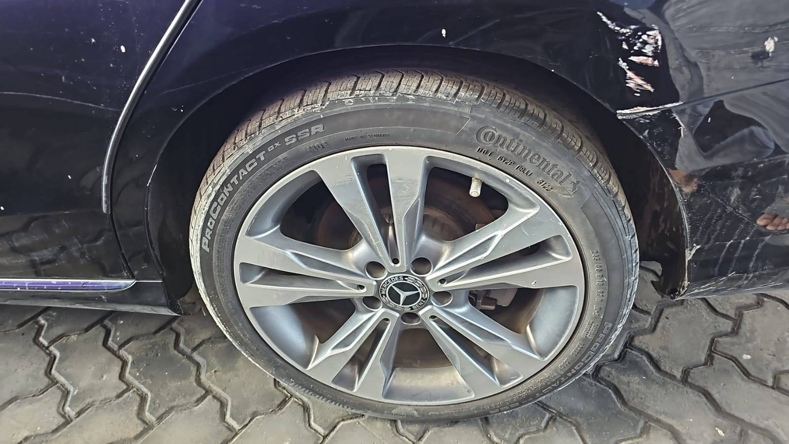 MERCEDES BENZ C300 2018 - Marhaba Auction Used Cars - Image 3