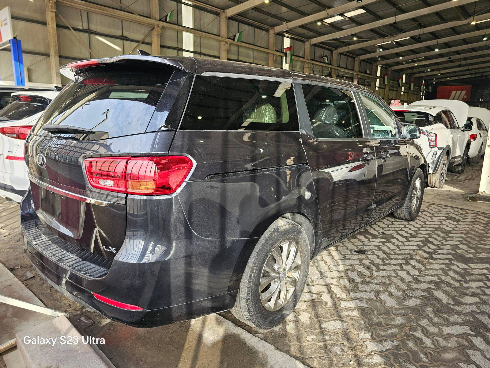 KIA SEDONA 2021 - Marhaba Auction Used Cars - Image 5