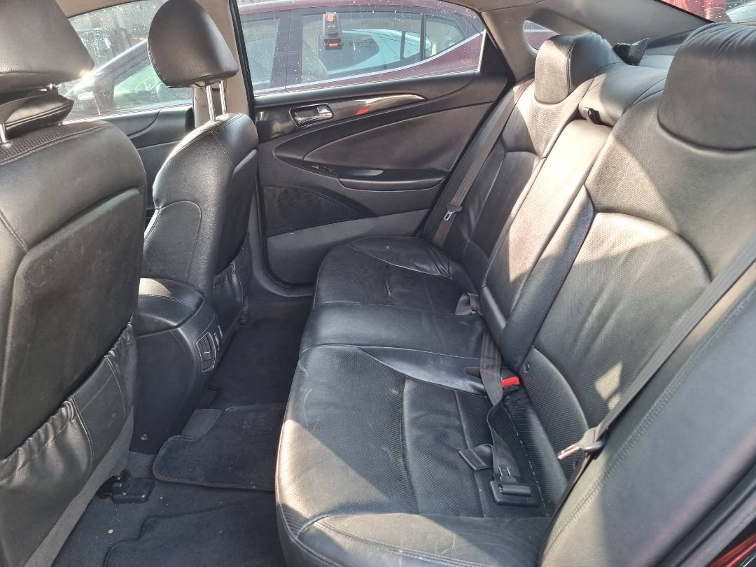 2011 HYUNDAI SONATA — 163736 KM — Lot 125478 — Main - Marhaba Auctions Used Cars - Image 6