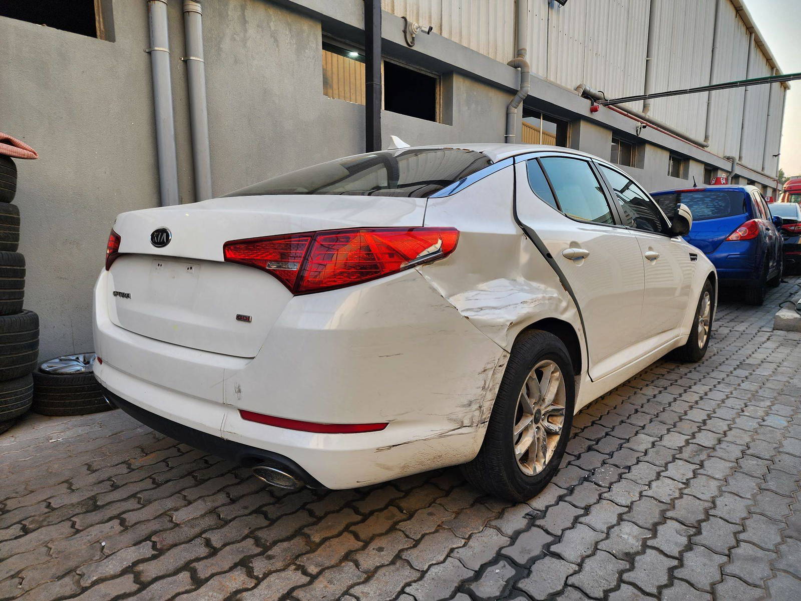 2011 KIA OPTIMA — 169787 Miles — Lot 87764 — Al Quoz - Marhaba Auctions Used Cars - Image 4