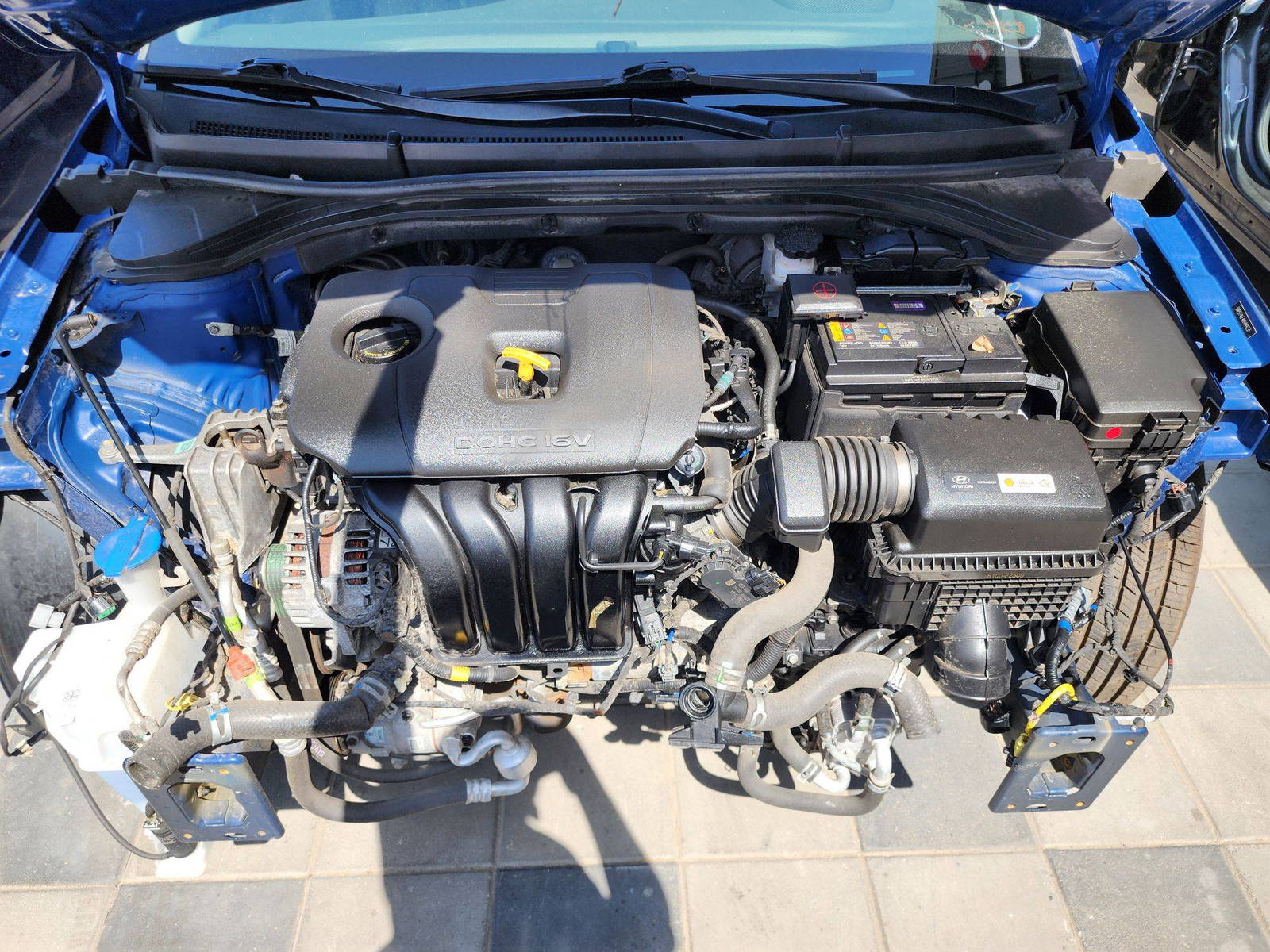 2019 HYUNDAI ELANTRA — 34172 Miles — Lot 54215434 — Al Quoz - Marhaba Auctions Used Cars - Image 9