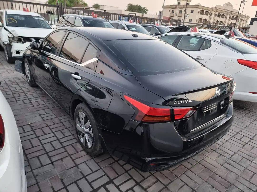 NISSAN ALTIMA