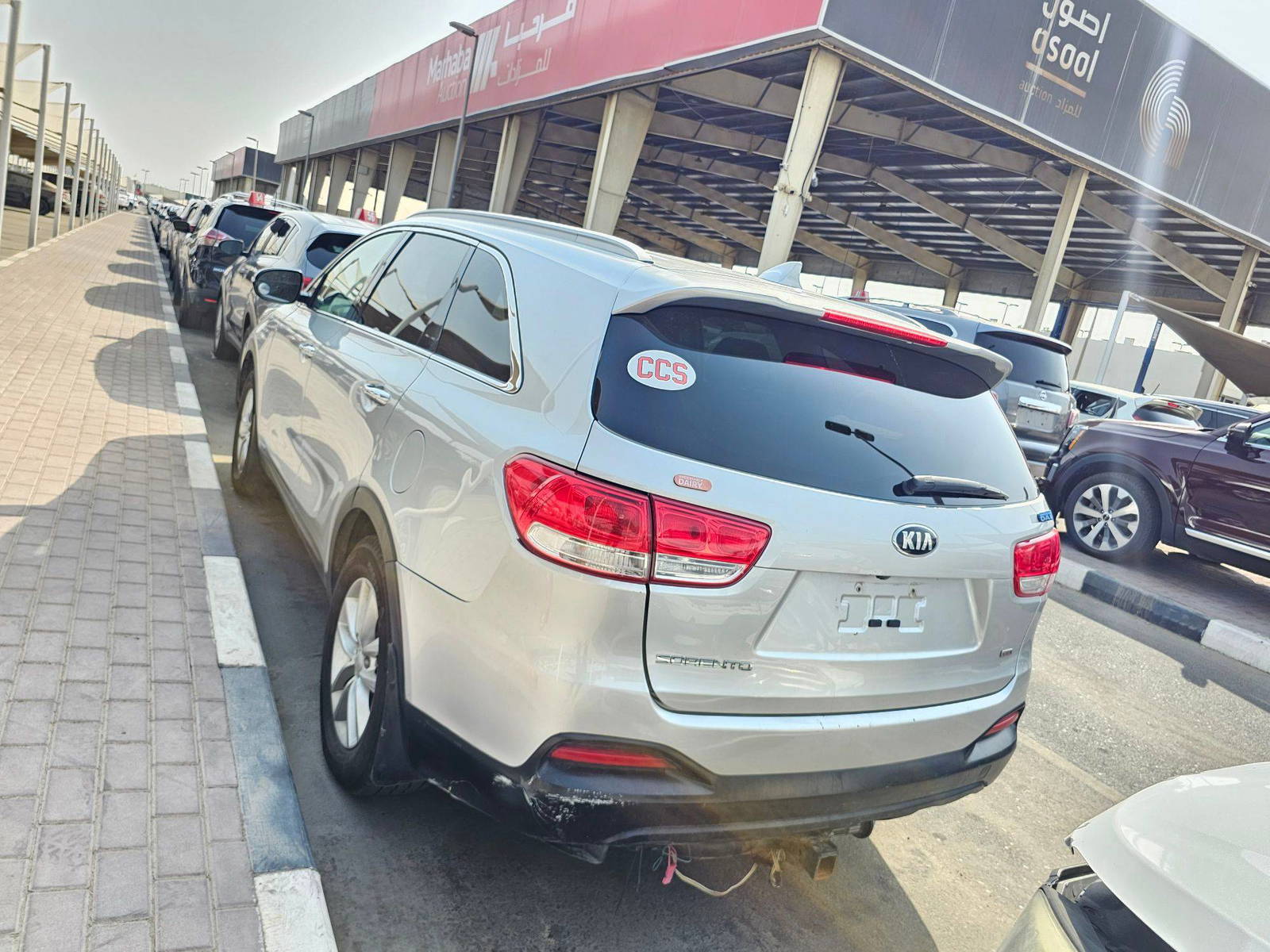 2016 KIA SORENTO — 140615 Miles — Lot A37GG022317 — Souq - Marhaba Auctions Used Cars - Image 3