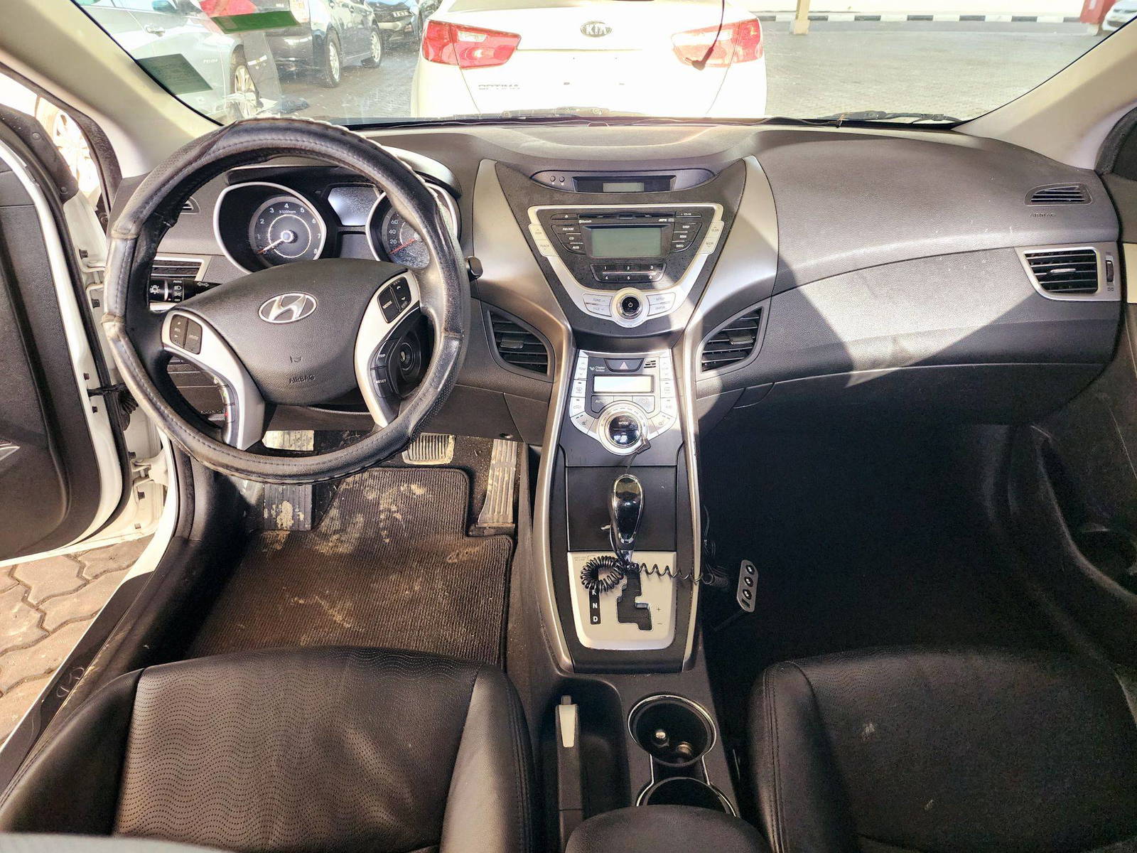 2011 HYUNDAI AVANTE — 167330 KM — Lot 062138 — Souq - Marhaba Auctions Used Cars - Image 7
