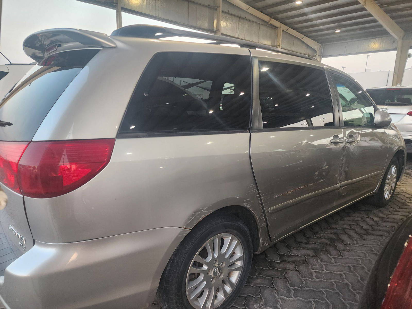 2008 TOYOTA SIENNA — 227575 Miles — Lot 65316513 - Marhaba Auctions Used Cars - Image 11