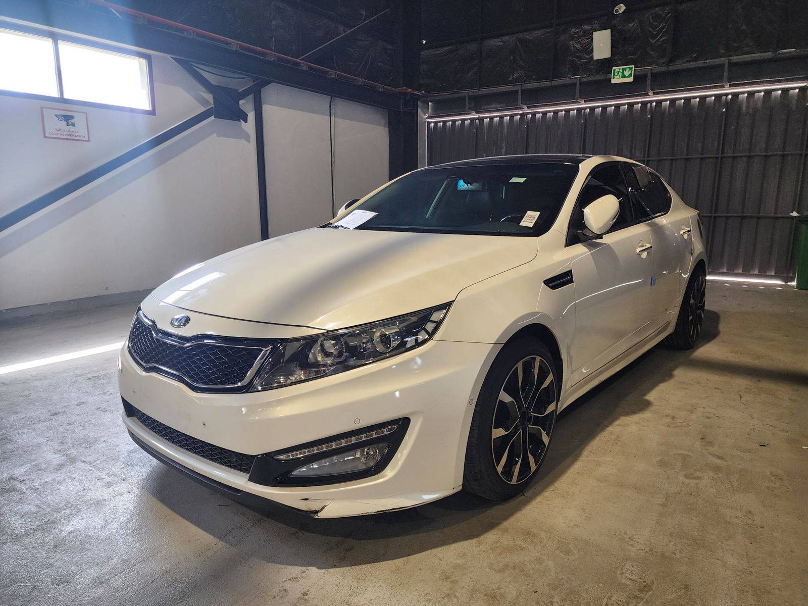 2013 KIA K5 — 202194 KM — Lot 358767 — Al Quoz - Marhaba Auctions Used Cars - Image 3