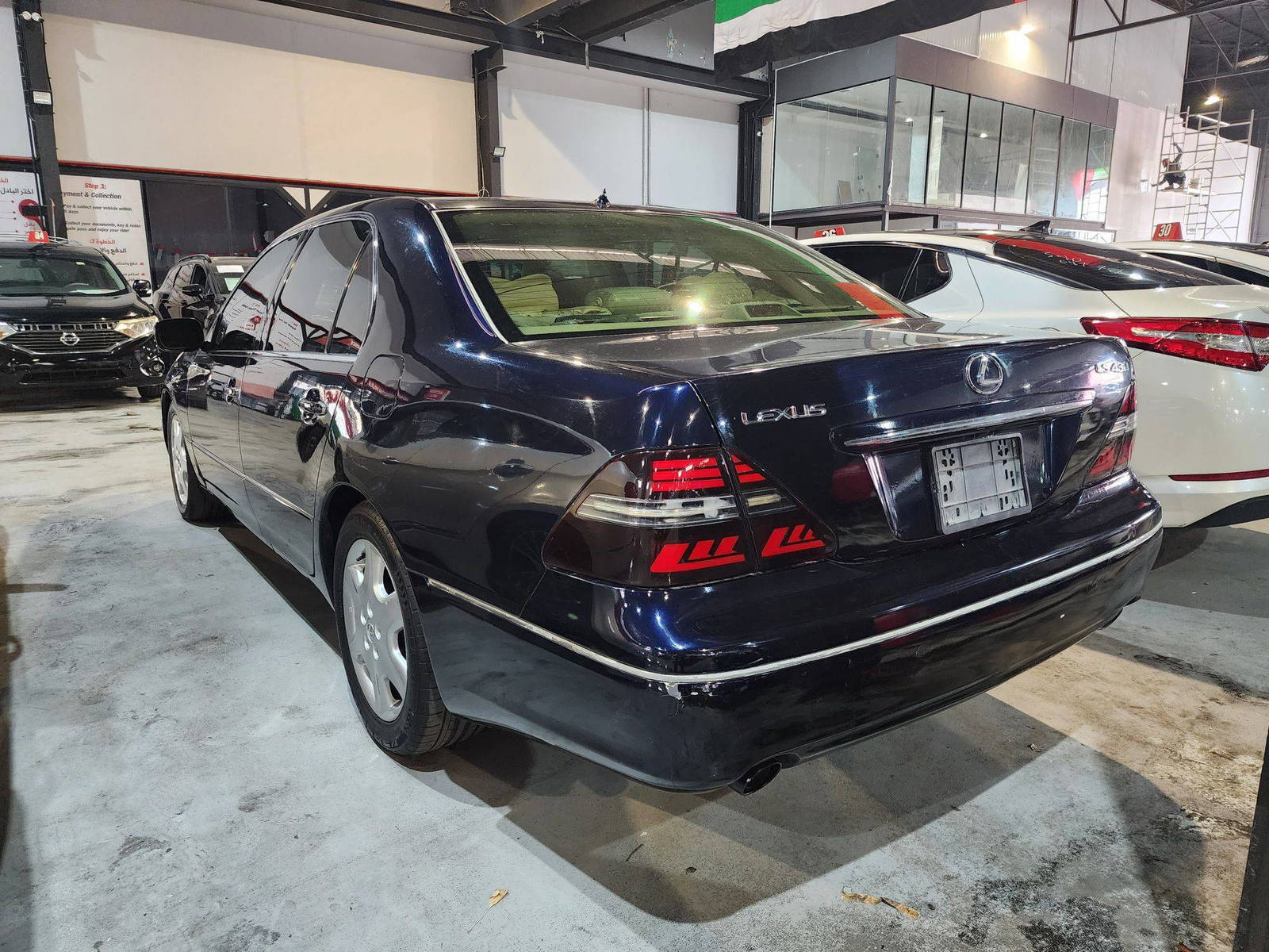 2004 LEXUS LS 430 — 306005 Miles — Lot 26079 — Al Quoz - Marhaba Auctions Used Cars - Image 6