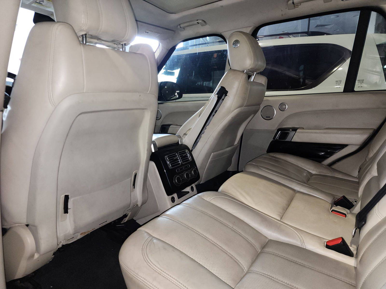 LAND ROVER RANGE ROVER 2013 - Marhaba Auction Used Cars - Image 7