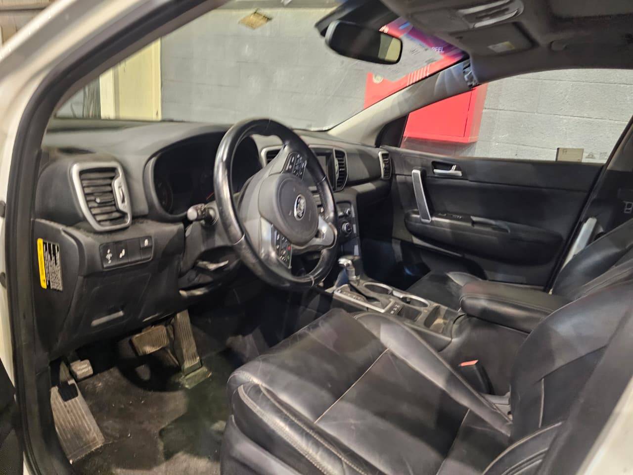 2017 KIA SPORTAGE — 112321 Miles — Lot H7161381 — Main - Marhaba Auctions Used Cars - Image 8