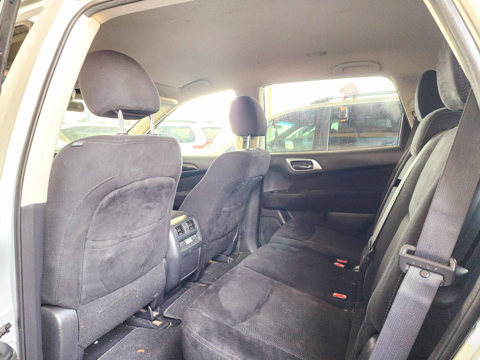 2014 NISSAN PATHFINDER — 125027 Miles — Lot 80011514 — Ind. 12 - Marhaba Auctions Used Cars - Image 6
