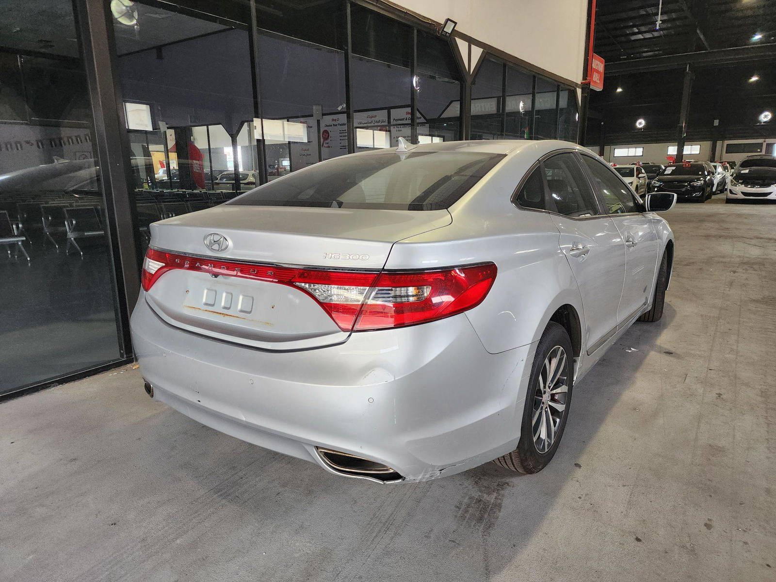 HYUNDAI GRANDEUR 2011 - Marhaba Auction Used Cars - Image 6