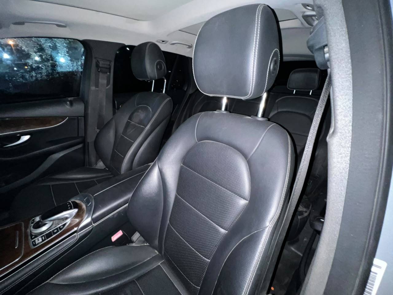2018 MERCEDES BENZ GLC-300 — 131217 Miles — Lot G4JB8JV092489 - Marhaba Auctions Used Cars - Image 8
