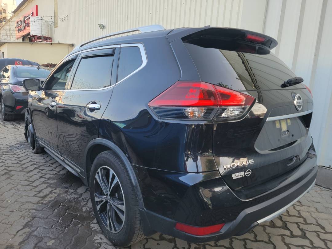 2018 NISSAN ROGUE — 130601 Miles — Lot 457219 - Marhaba Auctions Used Cars - Image 3