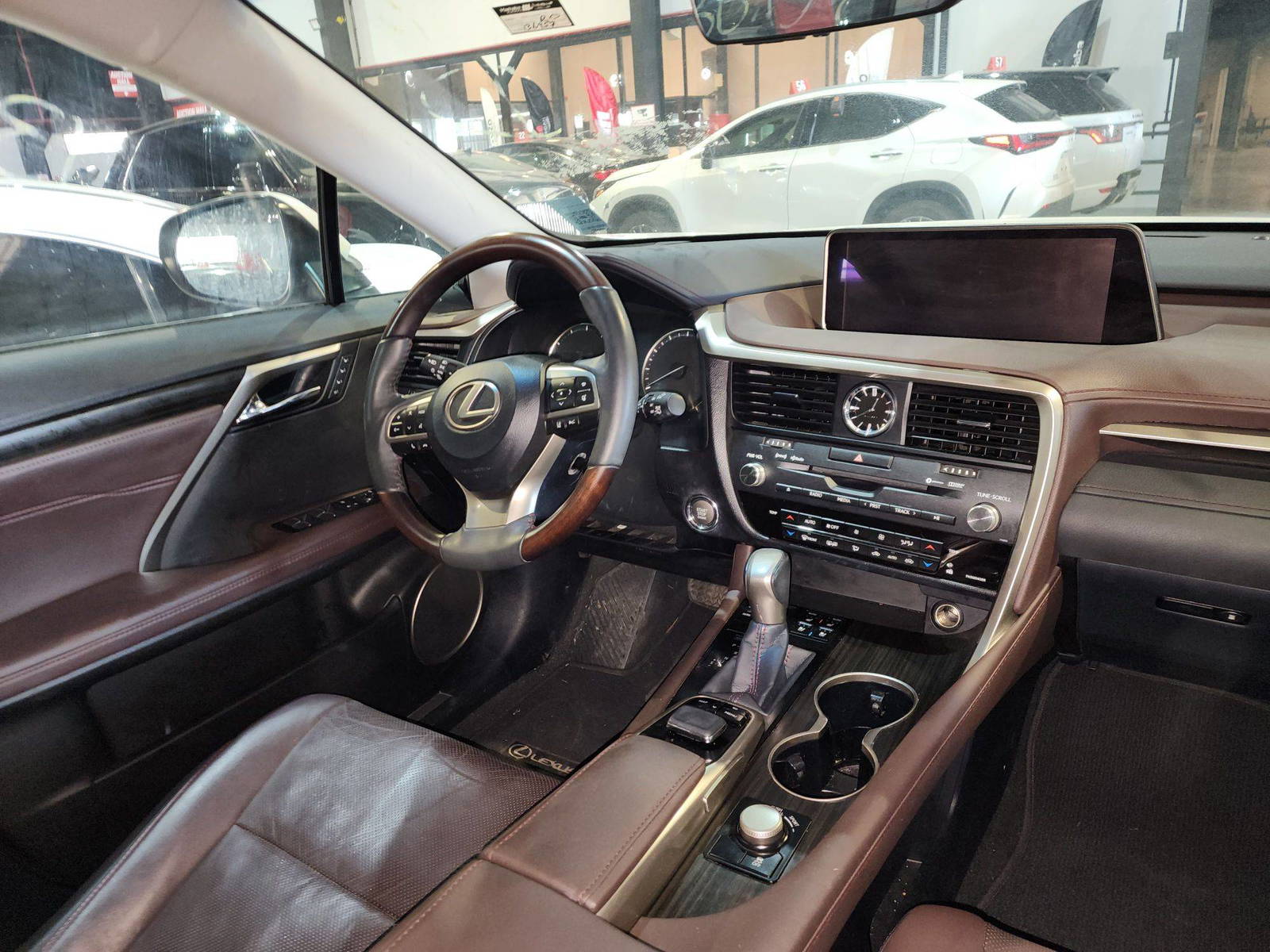 2017 LEXUS RX 350 — 136957 Miles — Lot 56434964 — Al Quoz - Marhaba Auctions Used Cars - Image 9