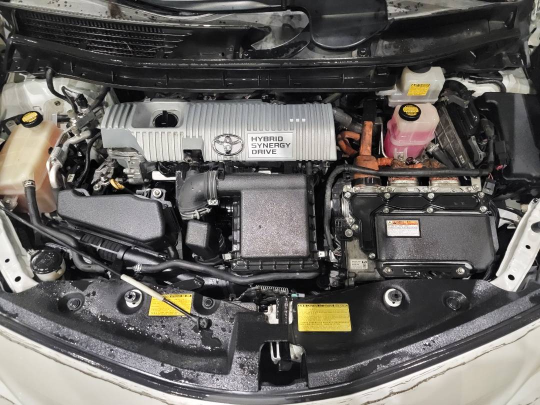 2013 TOYOTA PRIUS — 225390 Miles — Lot D3228813 — Main - Marhaba Auctions Used Cars - Image 10