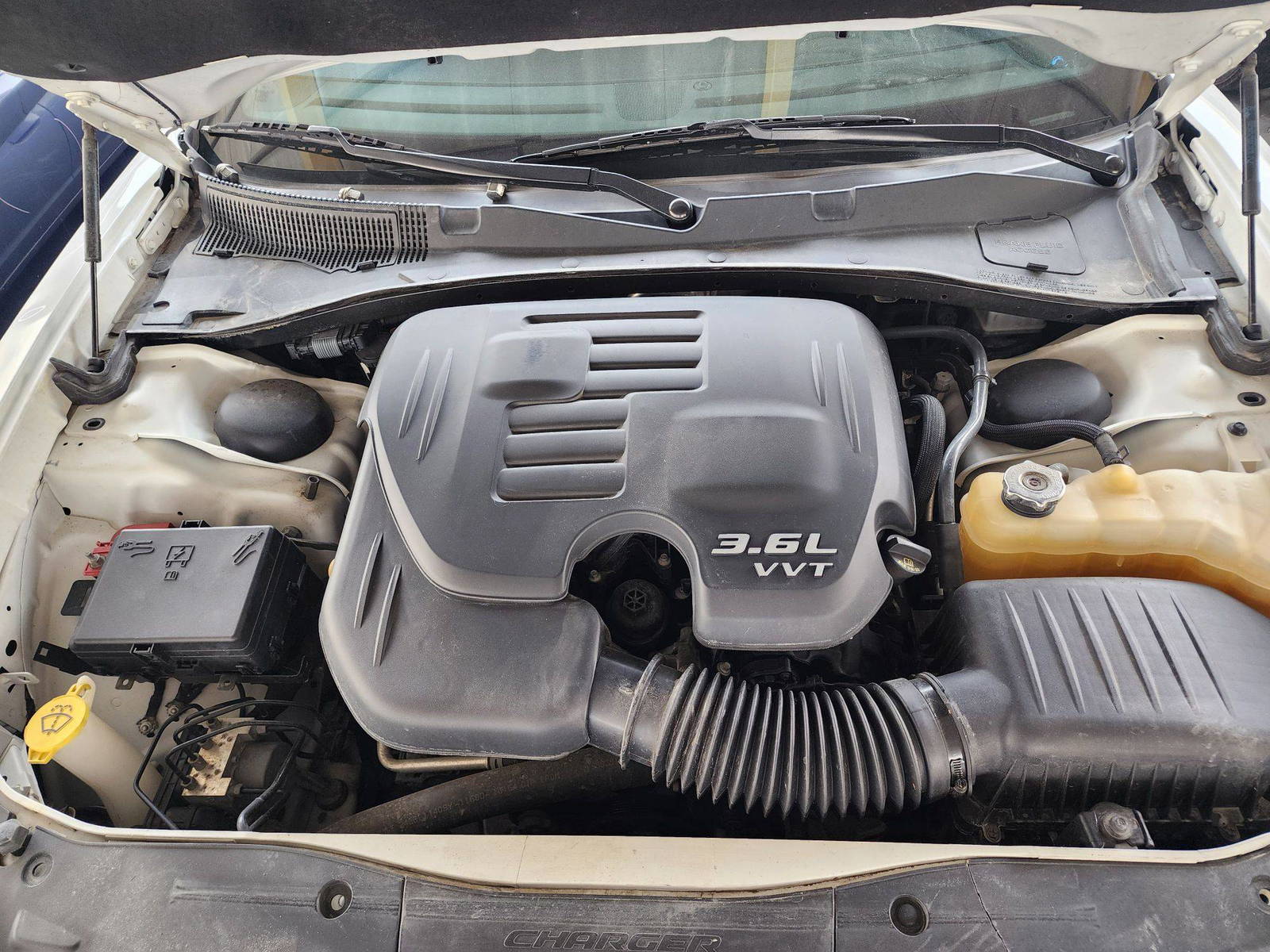 2019 DODGE CHARGER — 89043 Miles — Lot 38860625 — Main - Marhaba Auctions Used Cars - Image 10