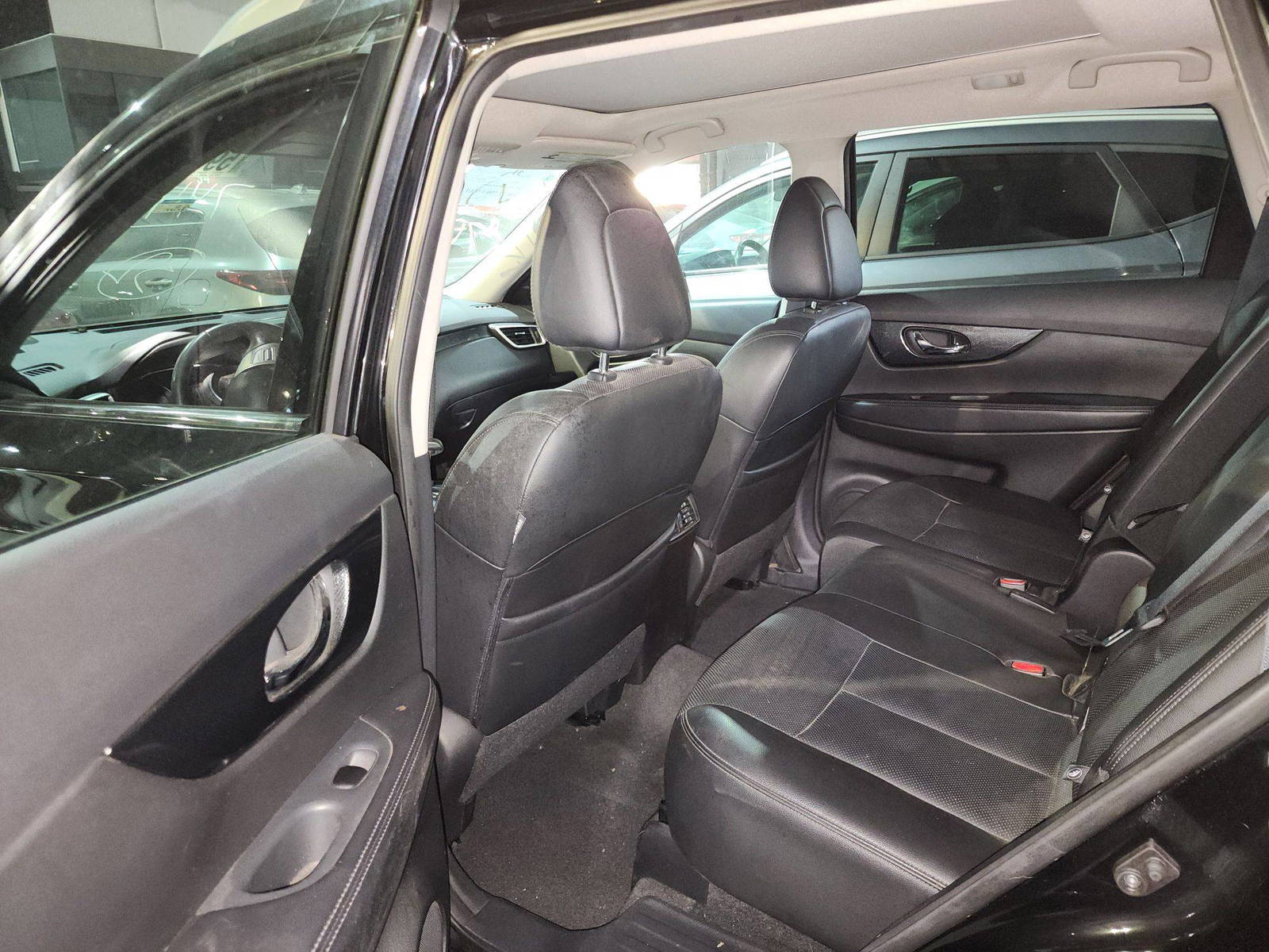 2016 NISSAN ROGUE — 149579 Miles — Lot 59381275 — Al Quoz - Marhaba Auctions Used Cars - Image 7